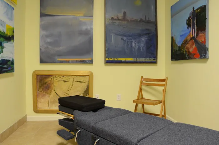 Surfside Chiropractic Picture 2