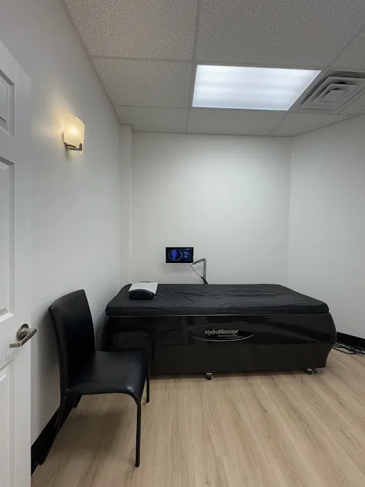 Village Chiropractic Center Picture 5