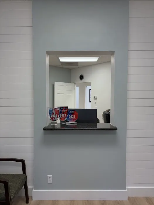 Village Chiropractic Center Picture 4