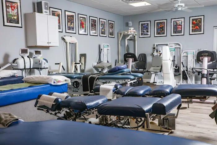 Pain Relief Centre: Chiropractic Care Picture 9