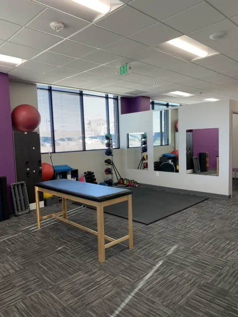 Health Quest Chiropractic & Physical Therapy Picture 4