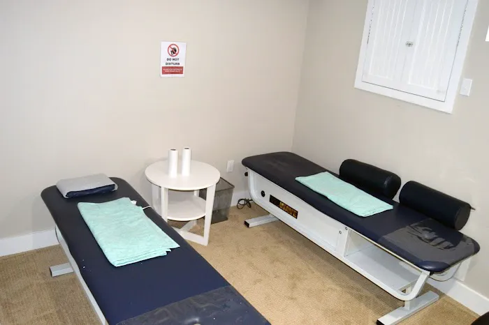 Highland Chiropractic Center - Baltimore, clinica de accidente de auto Picture 8