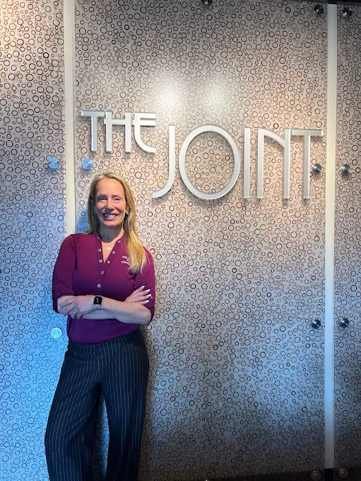 The Joint Chiropractic Picture 9