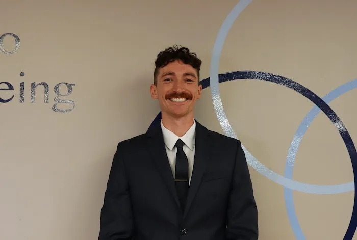 Dr. Nick Kuhl Picture 5