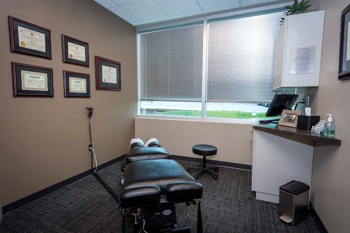 Howard County Chiropractic Spine & Sports Rehabilitation Picture 5