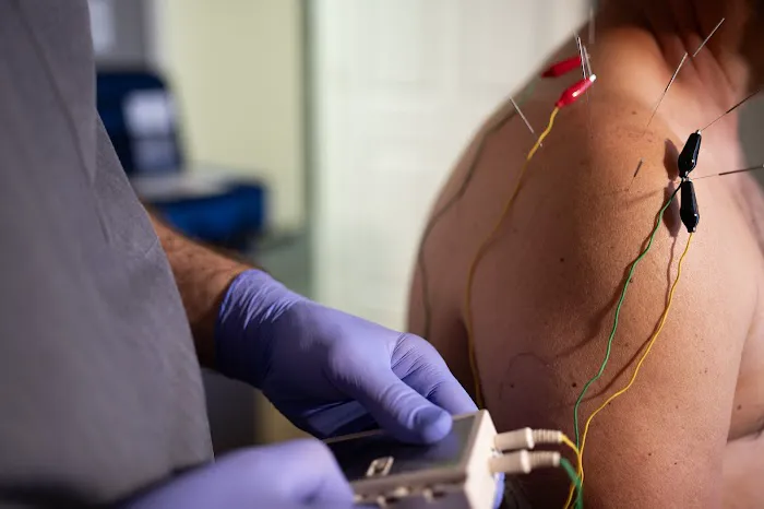 Whole Healthy You/Whole Chiropractic Healthcare: Dr Tom Hyland Robertson Picture 1