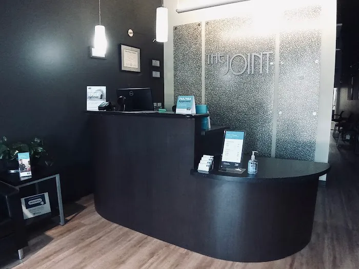 The Joint Chiropractic Picture 10