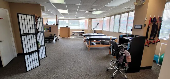 Ideal Health Chiropactic Picture 2