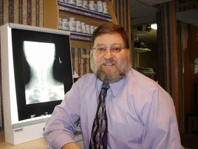 Accident & Injury Centres of Md Dr Sheldon Zeller, D.C. Picture 1