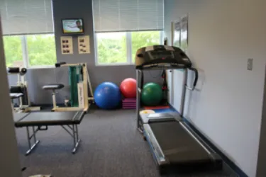 Performance Spine & Rehab Center Picture 5