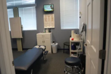 Performance Spine & Rehab Center Picture 3