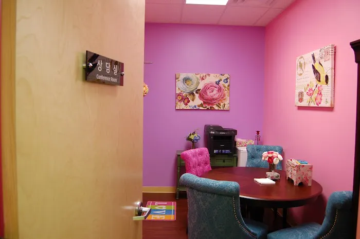 Carefree Land Chiropractic MD (편한나라 척추신경 전문병원 엘리콧시티) Picture 7