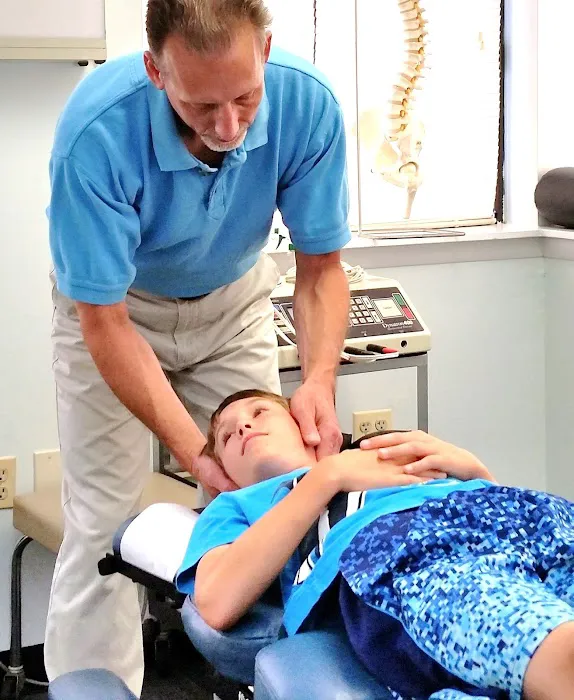 Pasadena Neck & Back Pain Center, Raymond Barry D.C. Picture 3