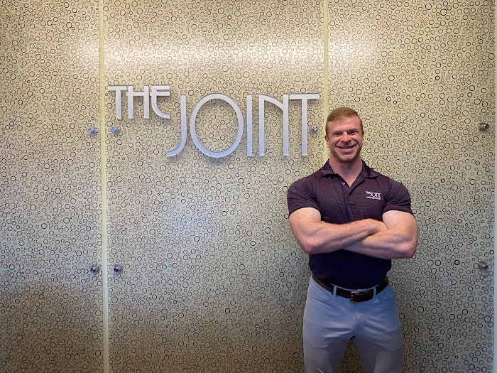 The Joint Chiropractic Picture 8