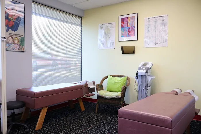 Healing Chiropractic & Rehab Center (Silver Spring) Picture 3