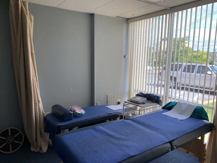 Injury Care Centers Inc. Urgent Chiropractic Care Picture 4
