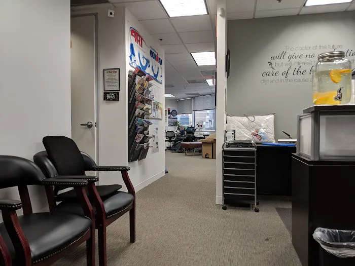 Pow-Her Chiropractic Picture 6