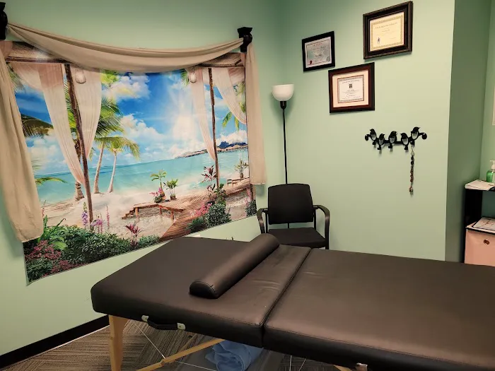 Pow-Her Chiropractic Picture 10