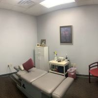 Amber Meadows Chiropractic ico