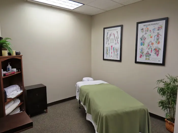 Active Family Chiropractic Picture 4