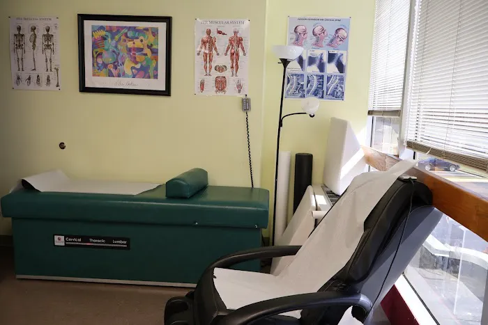 Healing Chiropractic & Rehab Center (Gaithersburg) Picture 4