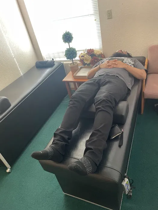 Xiong Effective Chiropractic Care Picture 1