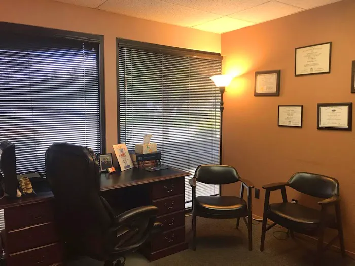 Lark Chiropractic Picture 4