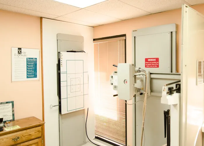 Lark Chiropractic Picture 6