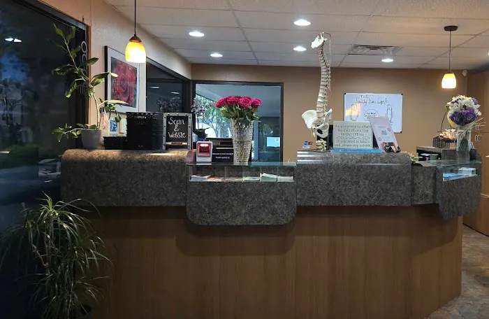 Lark Chiropractic Picture 9