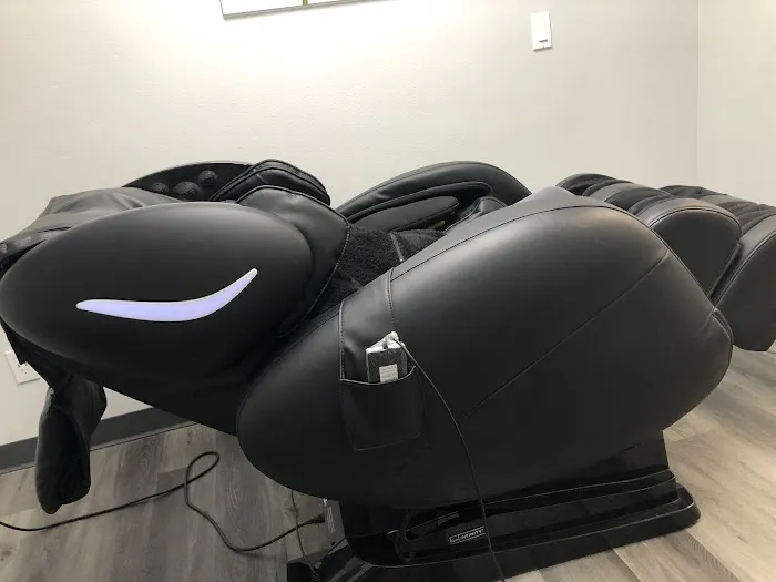 Accident Recovery Center -Injury Pain Doctors & Chiropractors Picture 1