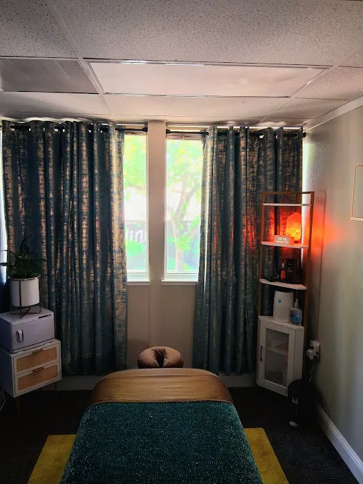 Infinite Wellness Bodywork & Chiropractic Picture 2