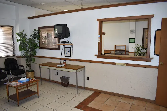 CareMore Chiropractic Centers Picture 6