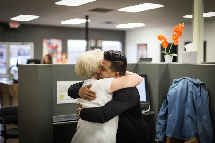 Illumin8 Chiropractic - Chiropractor in NE Heights NM Picture 2