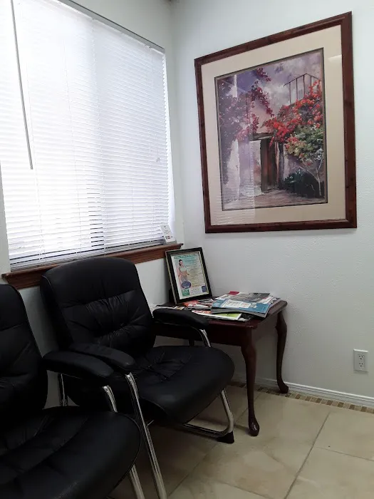 CareMore Chiropractic Centers - NE Heights Picture 8