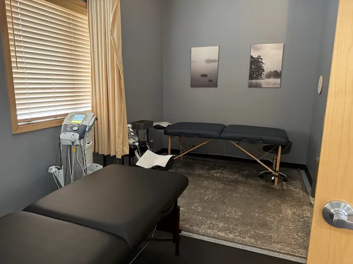Emerson Chiropractic Picture 6