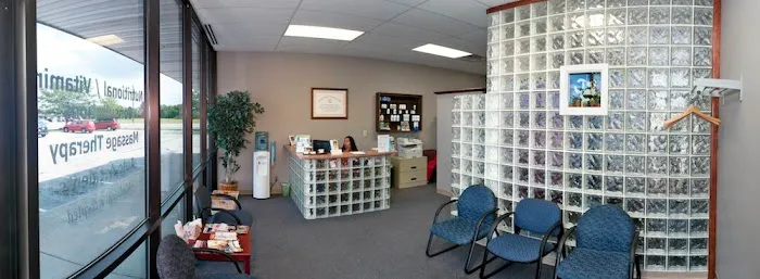 Crossroads Chiropractic and Rehabilitation Picture 5