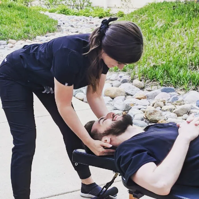 Chiropractor - Medically Integrated Chiropractic Center of Indianapolis Picture 2