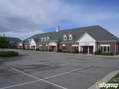 Chiropractor - Medically Integrated Chiropractic Center of Indianapolis Picture 1