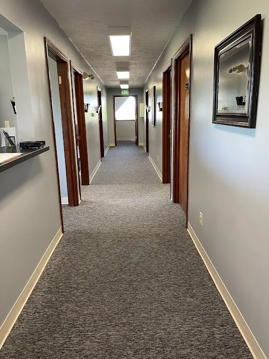 Avon Chiropractic Clinic Picture 9