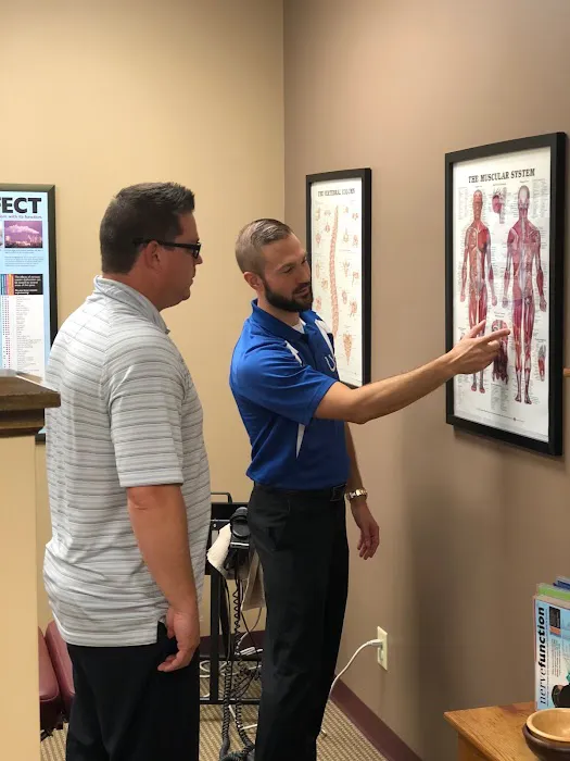 MaxLife Chiropractic Picture 8