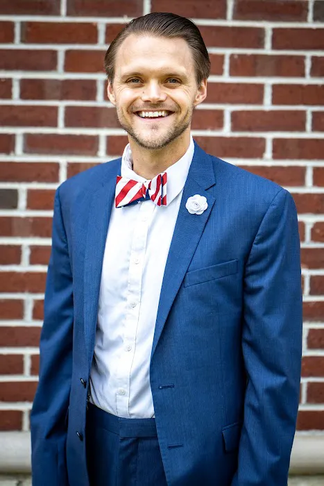 Dr. Jordan Burns DC, MS Picture 9