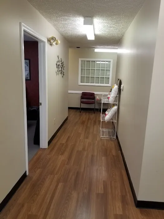Tinkle Chiropractic Picture 2