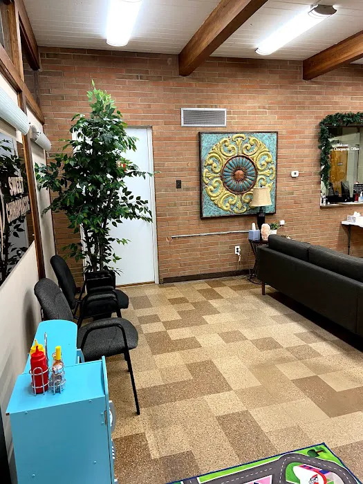 Sweet Chiropractic Office Edinburgh Picture 10