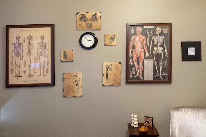 Flourish Chiropractic Spa Picture 9