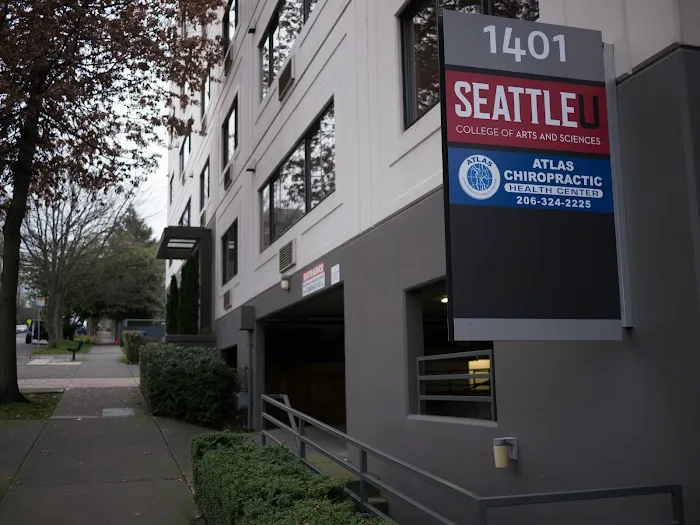 Atlas Chiropractic Health Center Picture 5