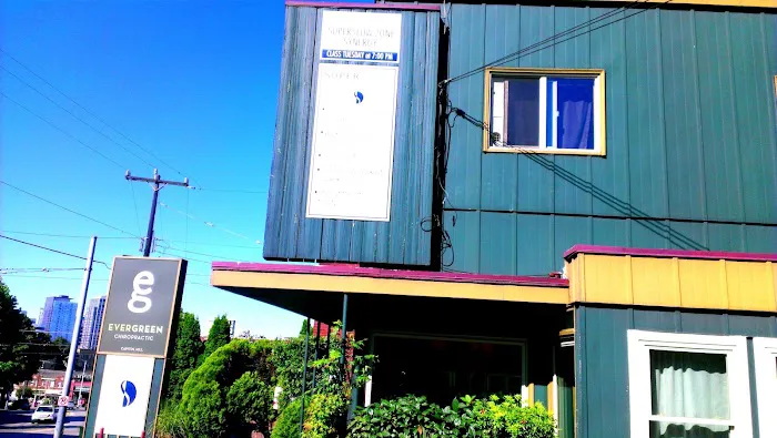 Evergreen Chiropractic Picture 1