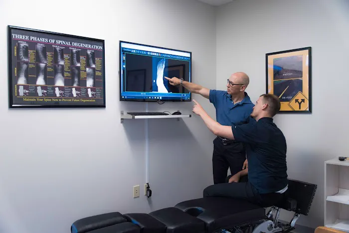 Devine Chiropractic & Rehab Center Picture 3