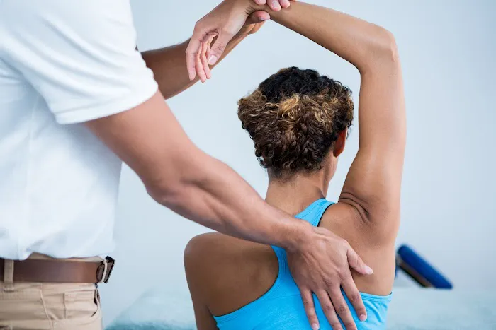 Devine Chiropractic & Rehab Center Picture 5