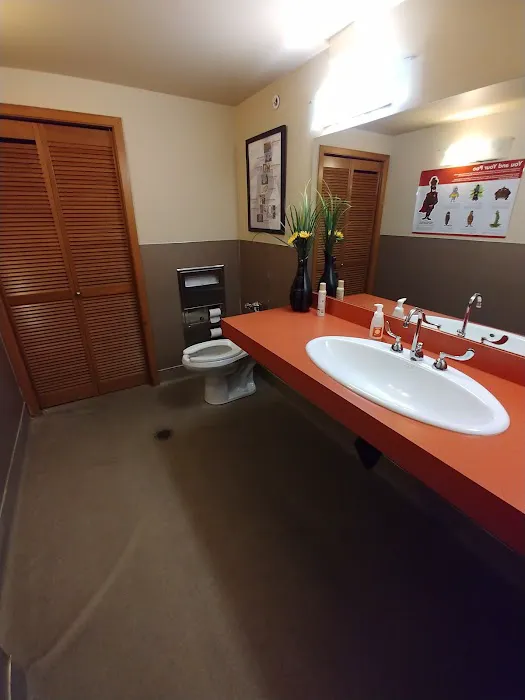 ScoliCare Seattle Washington Picture 5