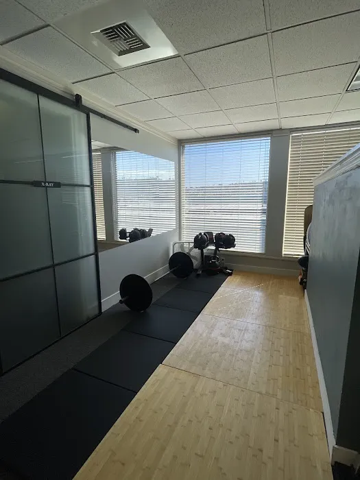 Lim Chiropractic & Rehab Center Picture 2